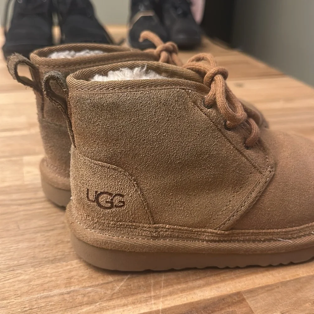 UGG Neumel boots